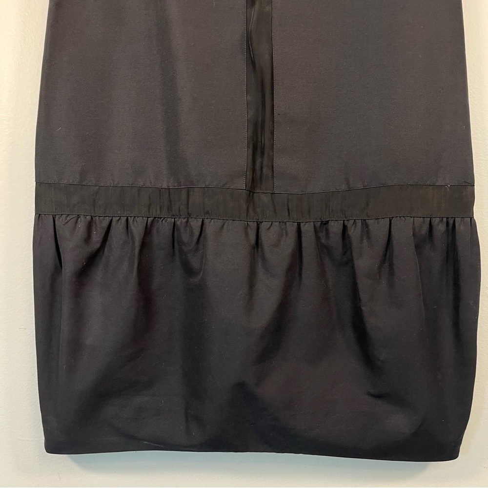 Sinclaire 10 Women’s Black Sleeveless Dress Size 10 Sheath Cross Band Ruffle Hem - Picture 3 of 12